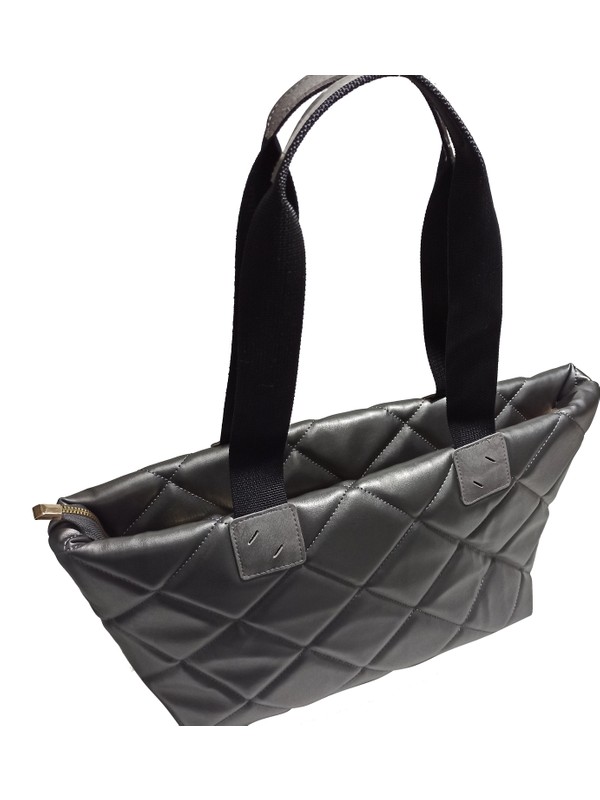 Tak Yakistir Canta Siyah Buyuk Boy Kapitone Sisme Kadin Fiyati