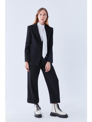 Roman Zincir Detaylı Düğmeli Siyah Ceket-Bilinçli Ürün-K2136001-001