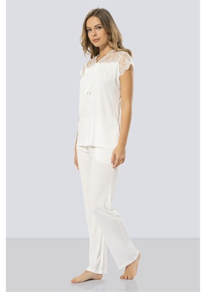 3197 Kadın Ekru Dantelli Pijama Takımı -3197