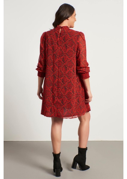 Yaka Detaylı Gipeli Şifon Elbise indirimleri