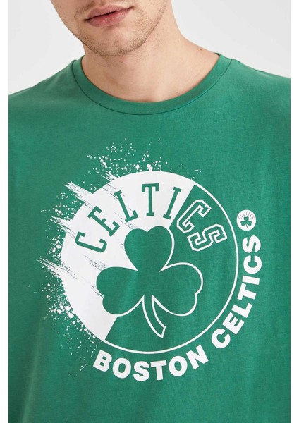 NBA Lisanslı Oversize Fit Pamuklu Tişört modelleri