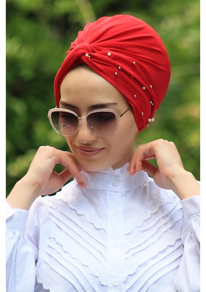 Incili Hazır Modelli Olmayan Dolama Bone Kırmızı Renk