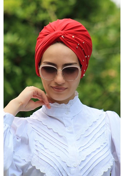 Incili Hazır Modelli Olmayan Dolama Bone Kırmızı Renk