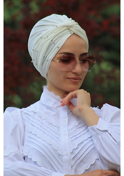 Incili Hazır Modelli Olmayan Dolama Bone Ekru Renk