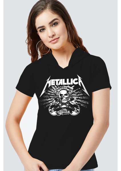 Metallica Kurukafa Siyah Kapşonlu Kısa Kollu Kadın T-Shirt