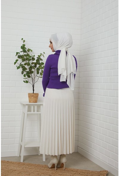 Essah Moda Kadın Beyaz Piliseli Uzun Etek - MEBYZ000129