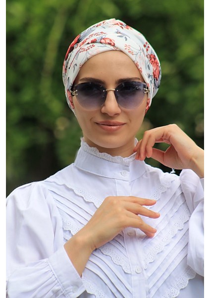 Desenli Çapraz Bone Gül Desen