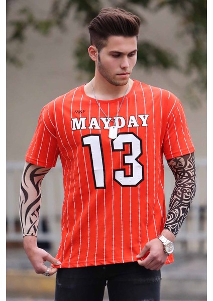 Turuncu Çizgi Detaylı Baskılı T-Shirt 3008