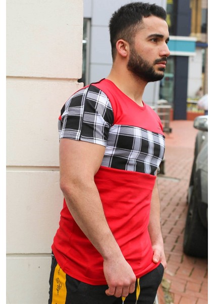 Bisiklet Yaka Ekoseli Kırmızı T-Shirt 3004