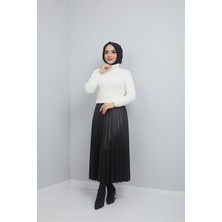 Essah Moda Kadın Siyah Deri Görünümlü Piliseli Uzun Etek - ME000234