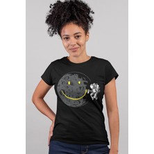 Rock&Roll Grafitici Astronot Siyah Kısa Kollu Kadın T-Shirt