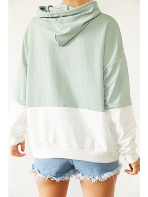 Xhan Mint & Beyaz Parçalı Sweatshirt