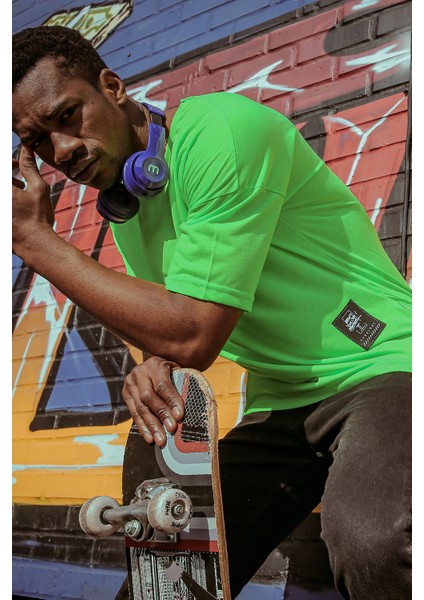 Yeşil Yanı Fermuarlı Oversize T-Shirt 1KXE1-44586-08 indirimleri