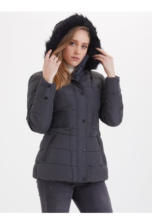 Kadin Mont Modelleri En Sik Kislik Mont Kombinleri Ve Fiyatlari