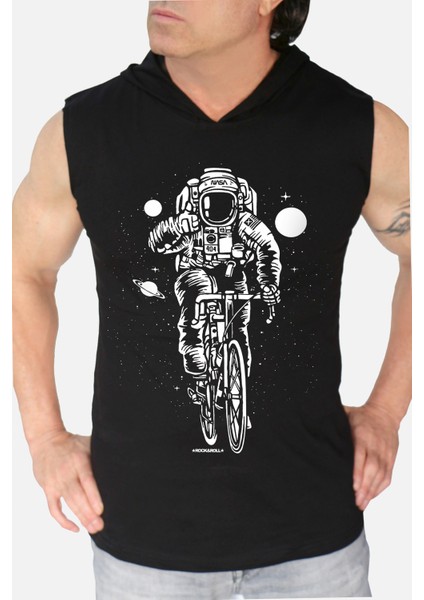 Bisikletli Astronot Siyah Kapşonlu Kolsuz T-Shirt