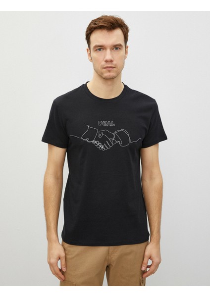 Erkek Pamuklu Bisiklet Yaka Kısa Kollu Baskılı T-Shirt modelleri