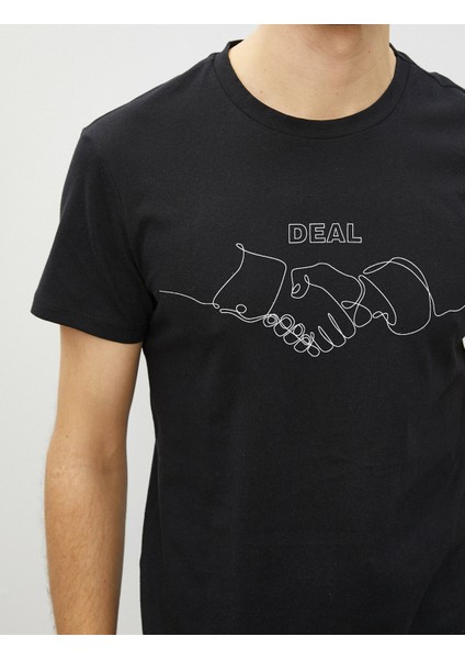 Erkek Pamuklu Bisiklet Yaka Kısa Kollu Baskılı T-Shirt indirimleri