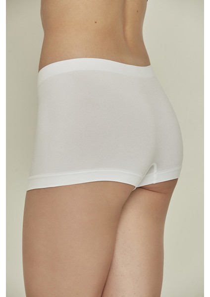 C13000 Dikişsiz Boxer Beyaz modelleri