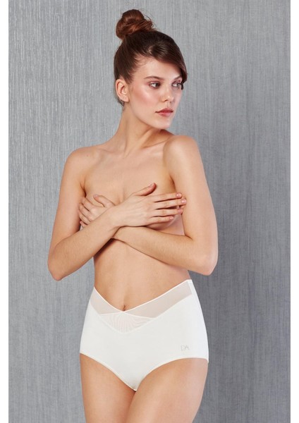 Beyaz Kadın Slip 7178