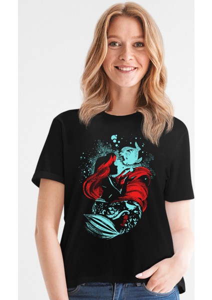 Deniz Kızı Siyah Kısa Kollu Kadın T-Shirt