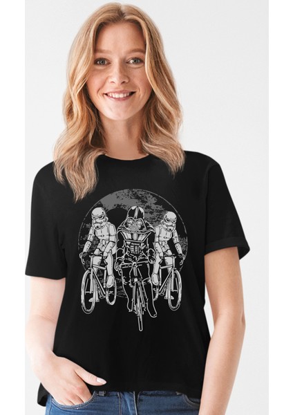 Yıldız Basketçileri Siyah Kısa Kollu Kadın T-Shirt
