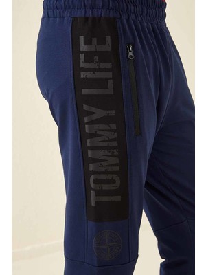 Tommy Life Tommy Life  İndigo Erkek Fermuar Cepli Baskılı Standart Kalıp Jogger Eşofman Alt-84762_1