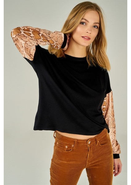 Kadın Kolu Yılan Derisi Desenli Taba Sweatshirt