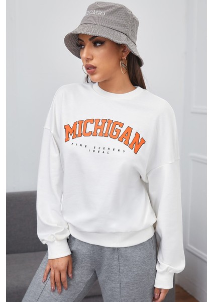Mad Girls Beyaz Sweatshirt MG785 indirimleri