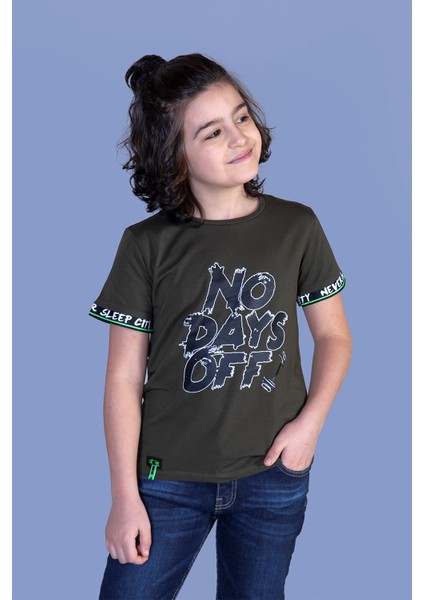 Erkek Çocuk Baskılı Kolları Şerit Detaylı T-Shirt