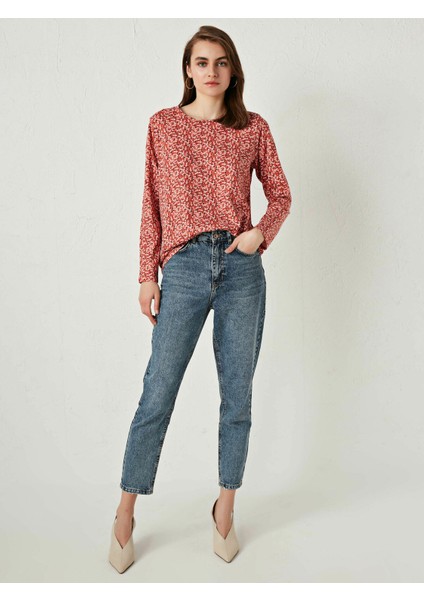 Grace T-Shirt