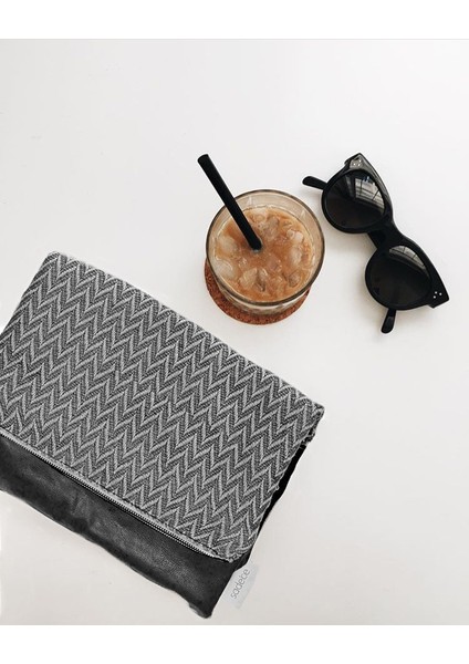 Manon El Dokuma Clutch