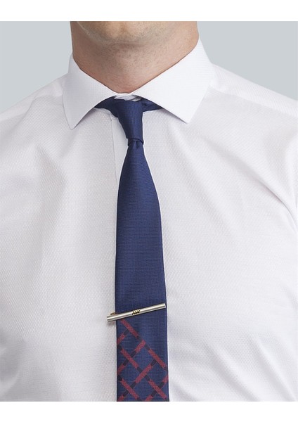 Modern Fit Armürlü Beyaz Erkek Gömlek fırsatları