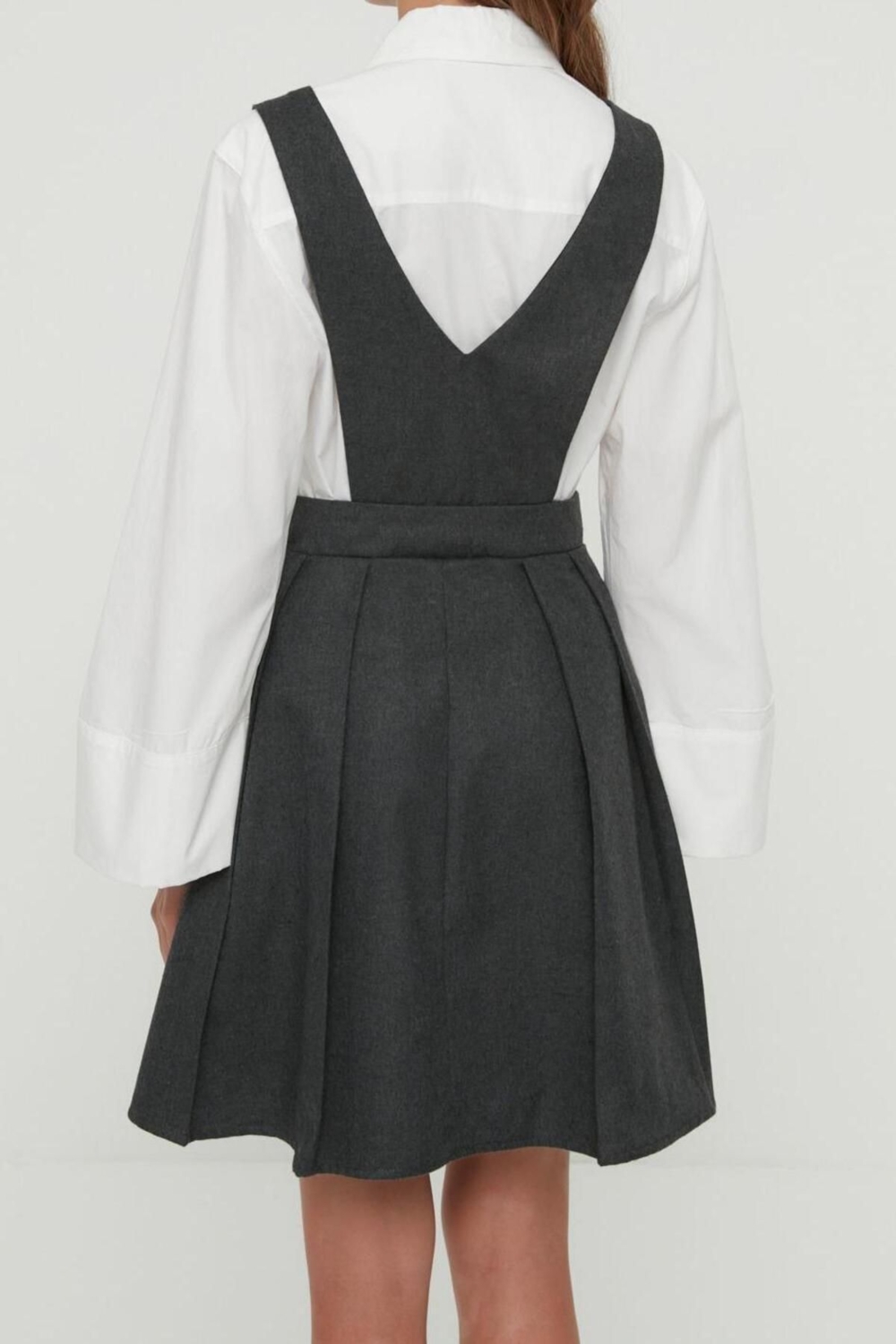 Moda Stil Regular V Yaka Mini Boy Askılı Dokuma Jile Elbise