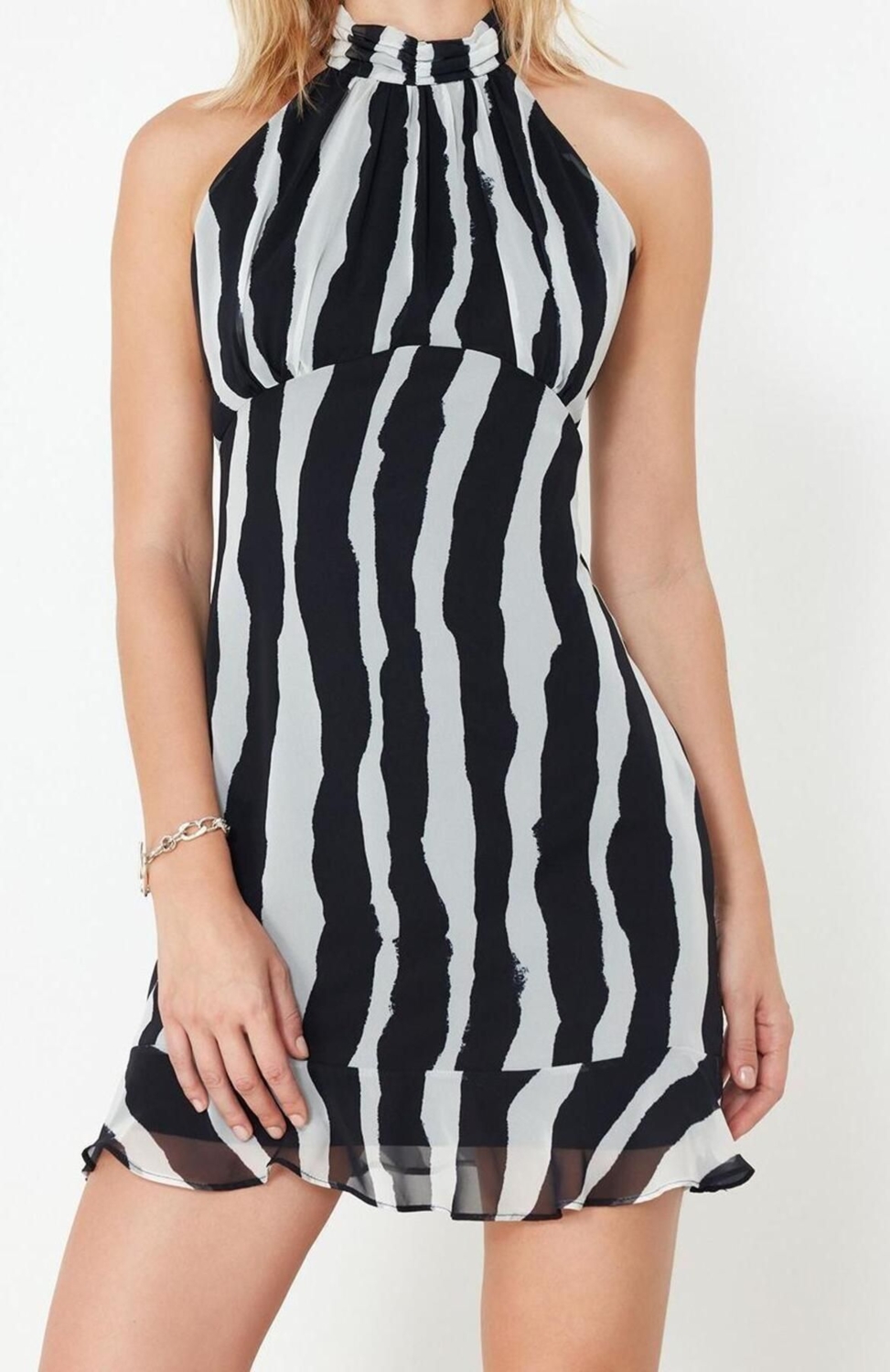 Çiçekli A line Şifon Elbise Halter Yaka Mini Boy Astarlı Konforlu Kesim Modern Stil