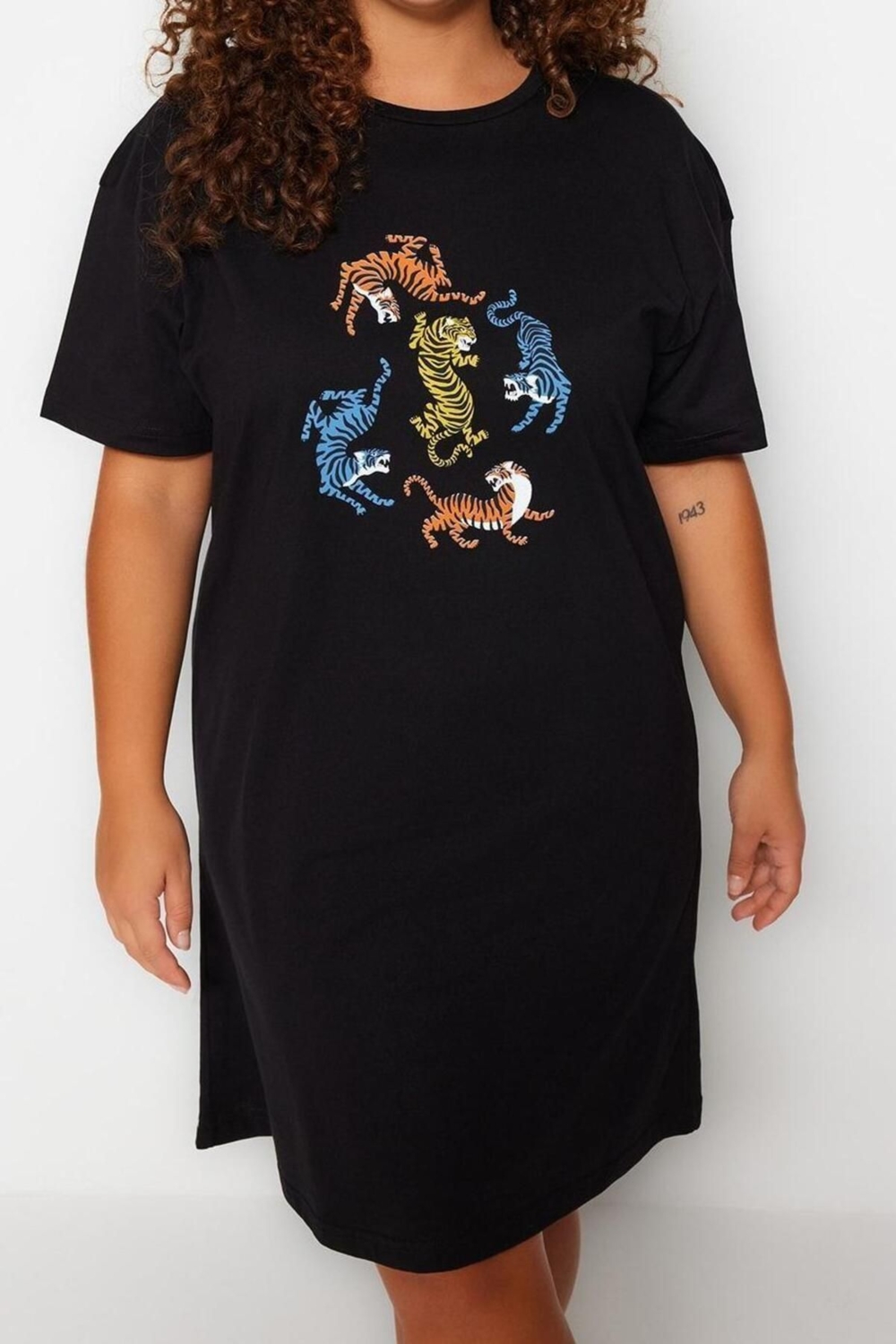 Moda Rahat Günlük Süprem Örme Bisiklet Yaka Kısa Kol T-Shirt Elbise Mini Boy Büyük Beden Elbise