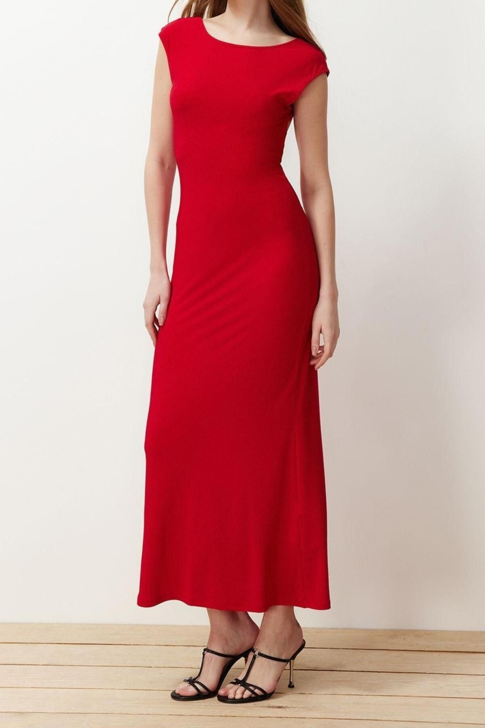 Yazlık Maxi Elbise Sırt Dekolteli Bodycon Örme Kumaş Trend Tasarım Dayanıklı Malzeme