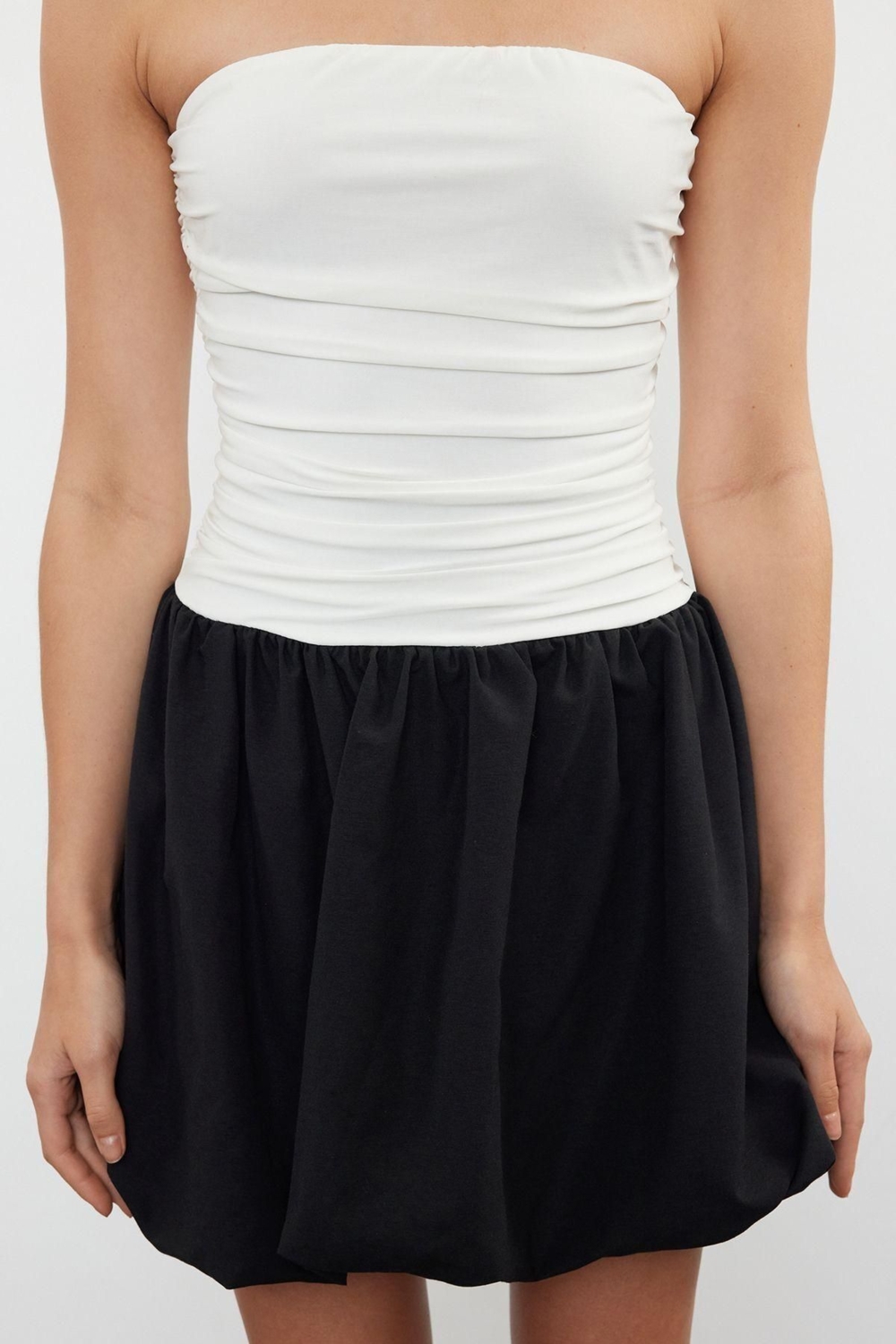 Siyah-Beyaz
