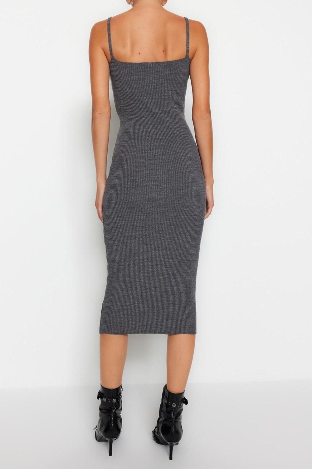 Kadın Bodycon Kesim Düz Triko Elbise Uzun Kollu V Yaka Midi Boy Sonbahar Kış Şıklığı Kaliteli