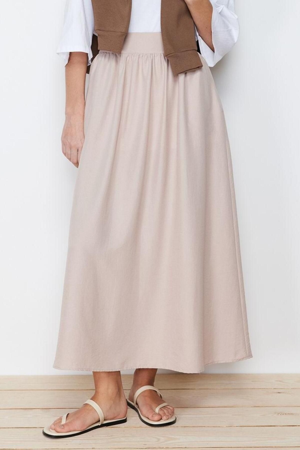 Moda Tesettür Regular Düz Desen Günlük Maxi Boy Düz Kloş Dokuma Etek