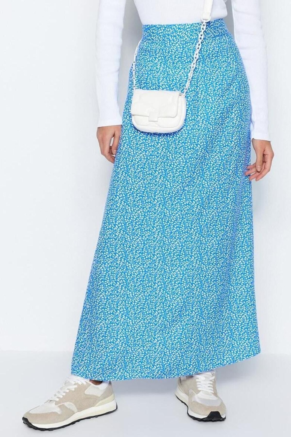 Moda Tesettür A-line Puantiyeli Desen Günlük Uzun Boy Çiçek Baskılı Viskon Dokuma Kloş Etek