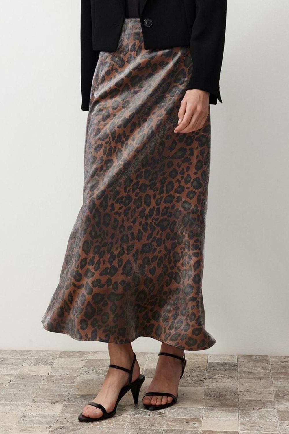 Moda Tesettür Regular Leopar Desen Gündüz Gece Uzun Boy Leopar Desenli Saten Dokuma Etek