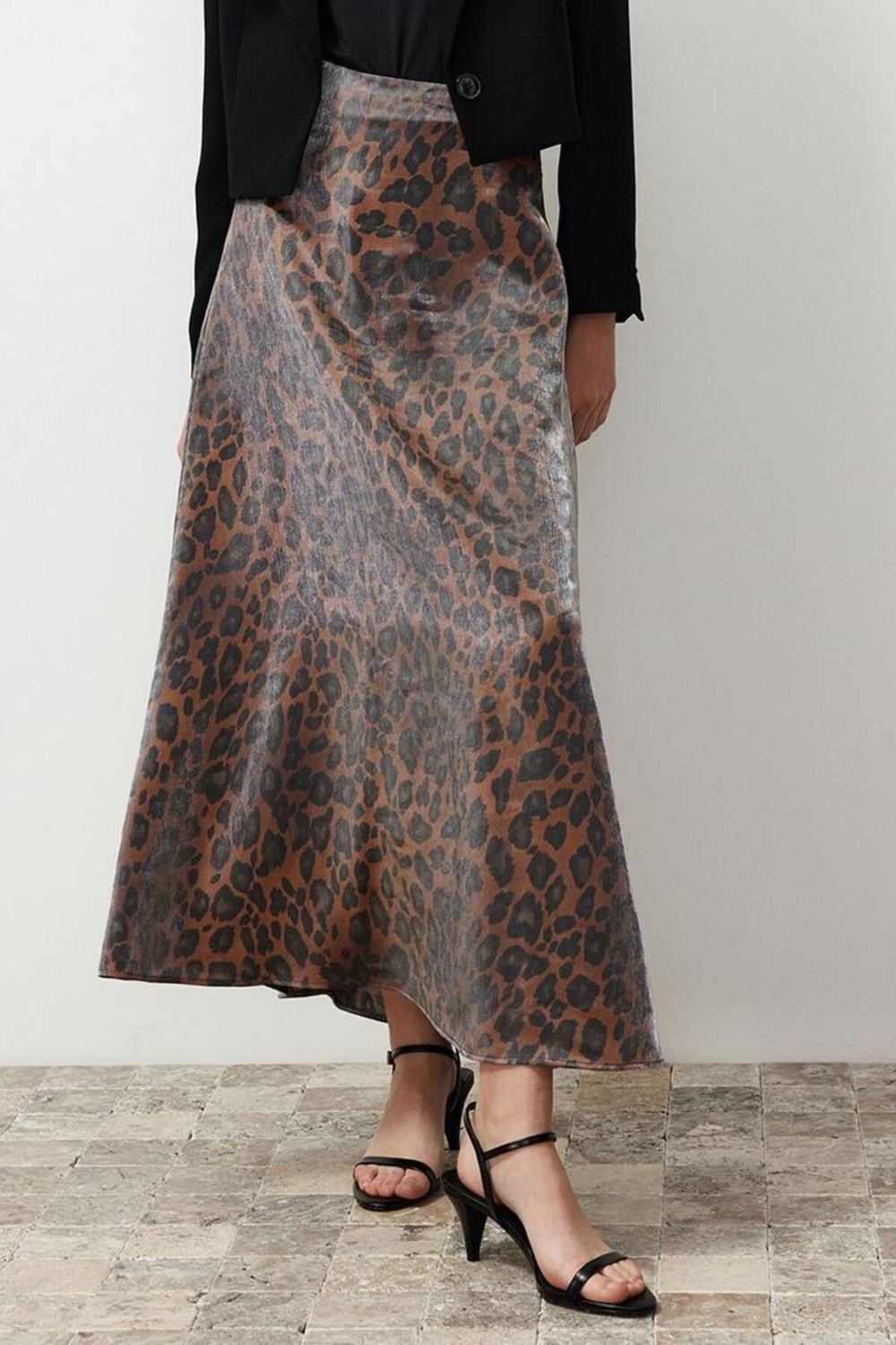 Moda Tesettür Regular Leopar Desen Gündüz Gece Uzun Boy Leopar Desenli Saten Dokuma Etek