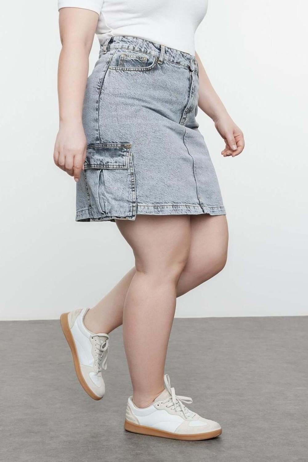 Moda Büyük Beden Regular Düz Desen Günlük Mini Boy Kargo Cepli Mini Denim Etek