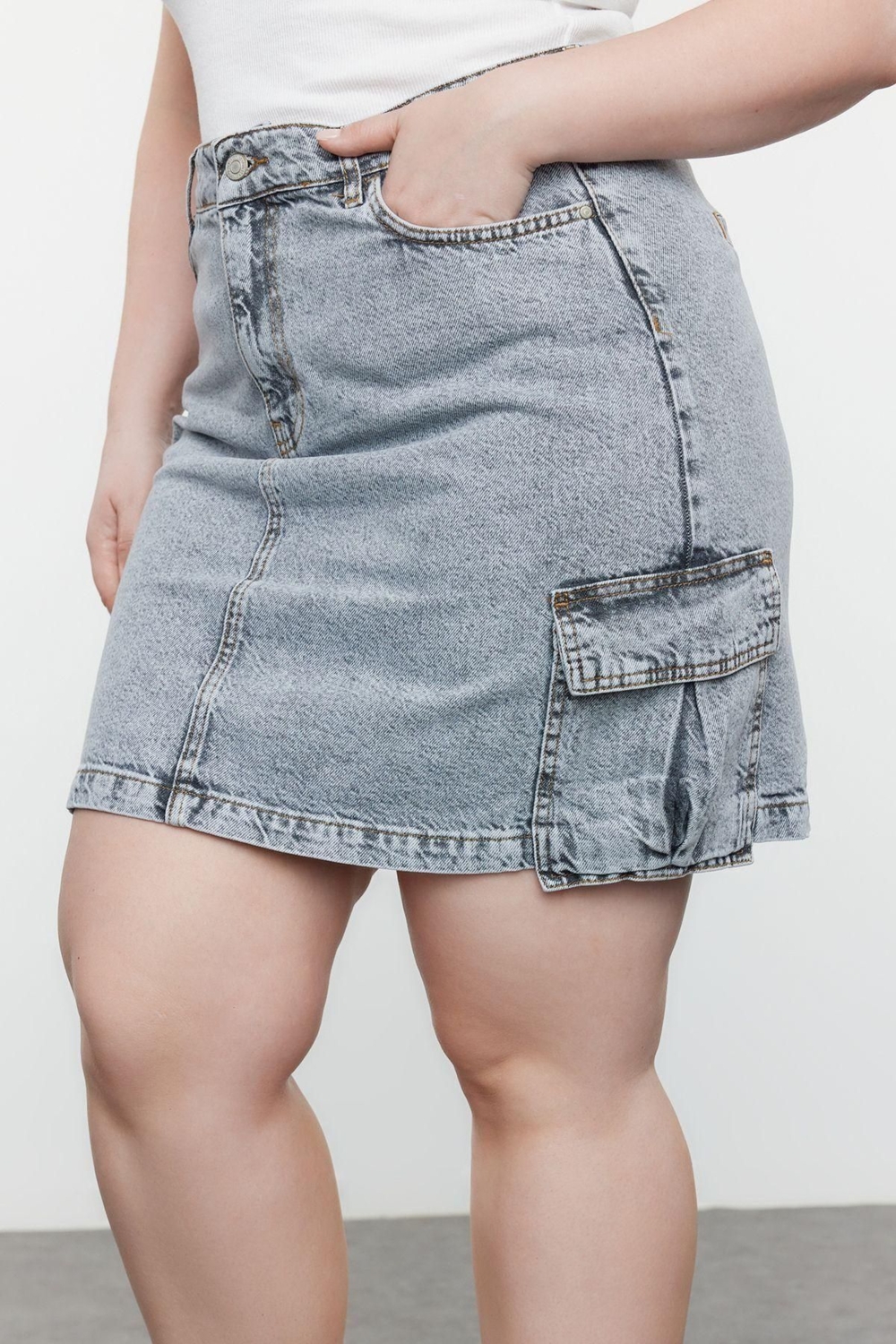 Moda Büyük Beden Regular Düz Desen Günlük Mini Boy Kargo Cepli Mini Denim Etek