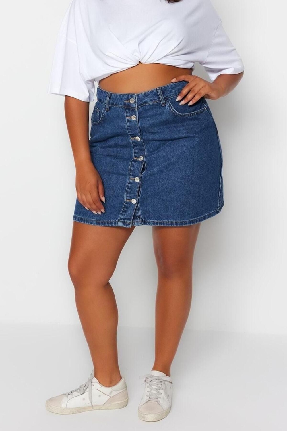 Moda Büyük Beden Regular Düz Desen Günlük Mini Boy Yüksek Bel Önü Düğmeli Denim Etek