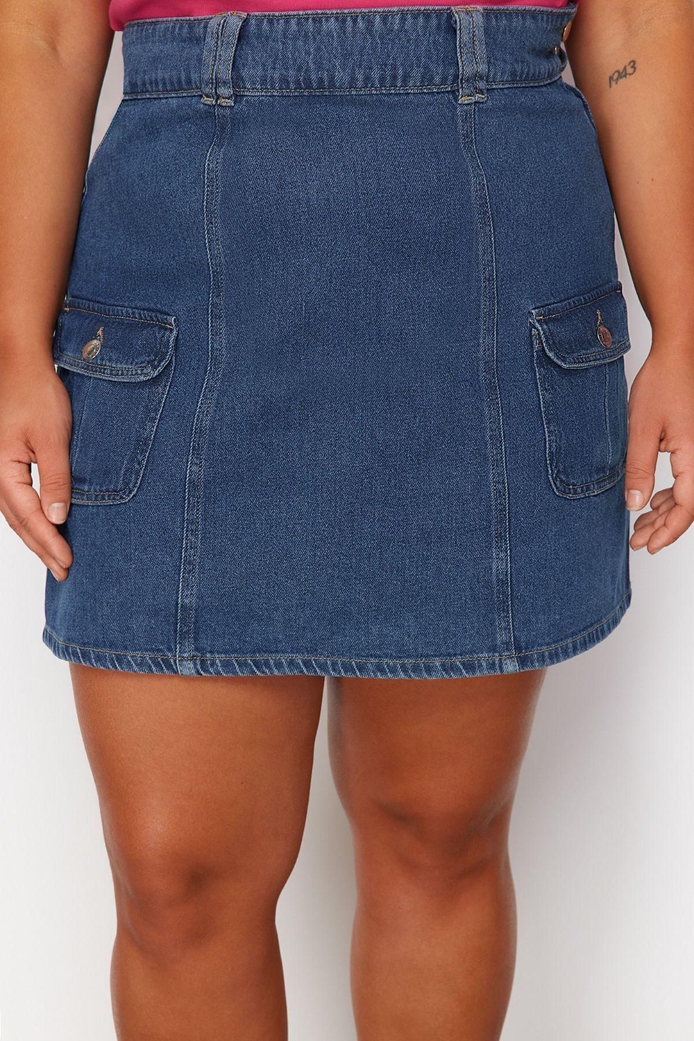 Moda Büyük Beden Regular Düz Desen Günlük Mini Boy Cepli Mini Denim Etek