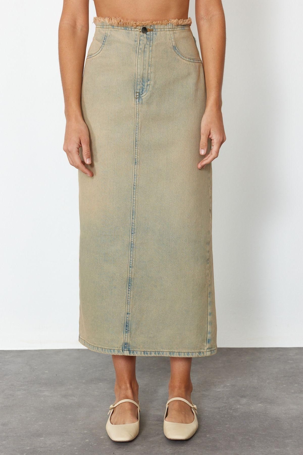 Moda Denim Düz Desen Günlük Midi Boy Yıkama Efektli Yırtmaçlı Midi Denim Etek