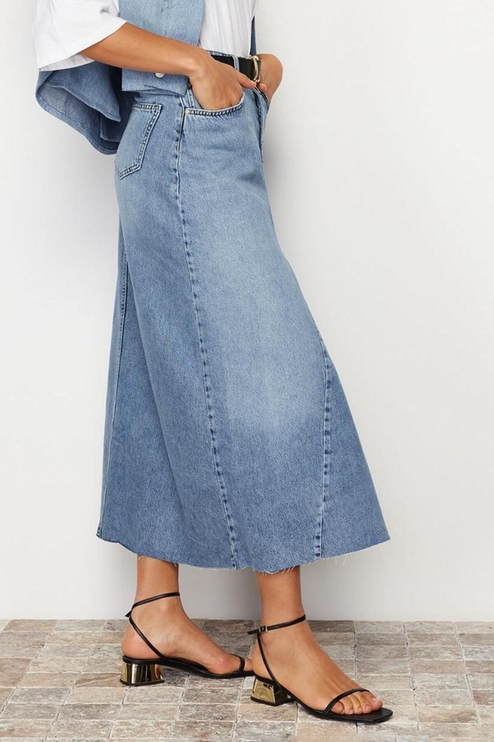 Moda Denim Düz Desen Günlük Maxi Boy Volanlı Dikiş Detaylı Yüksek Bel Maxi Denim Etek