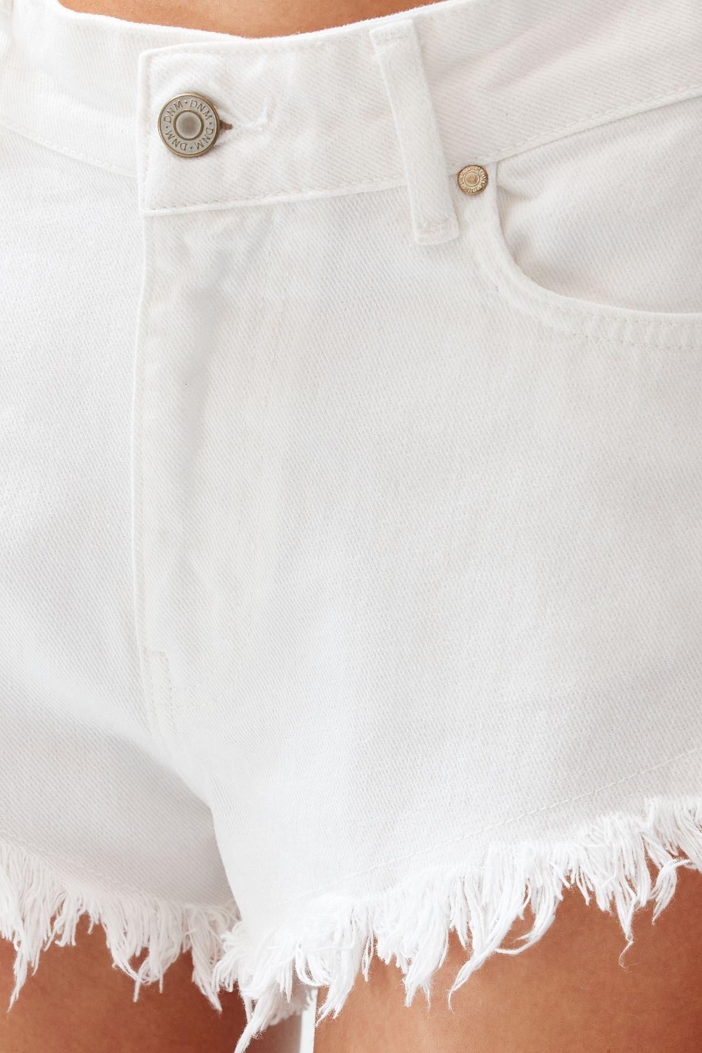 Moda Denim Yüksek Bel Dar Paça Plaj Beyaz Denim Püsküllü Şort Bermuda