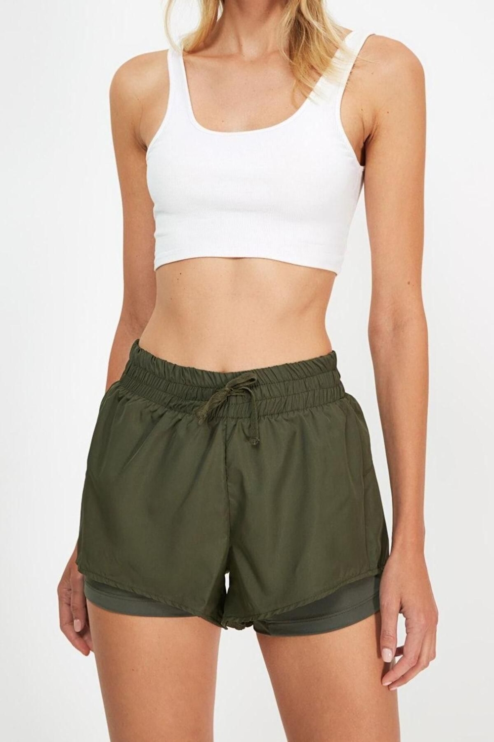 Moda Örme Normal Bel Boru Paça Sportswear Haki Paraşüt Kumaş 2 Katmanlı Içi Şortlu Örme Spor Şort